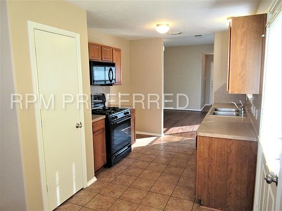 5th image of 14318 Bryce Meadow Ln