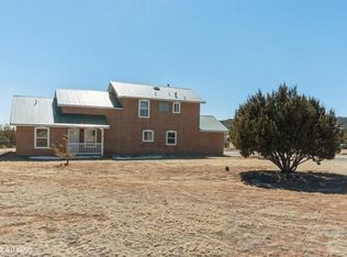 41 W Willard Rd, Edgewood, NM 87015