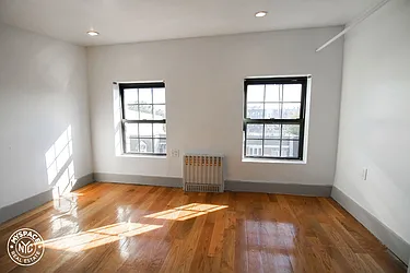 Rented by MySpaceNYC