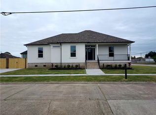 3201 Rosetta Dr, Chalmette, LA 70043
