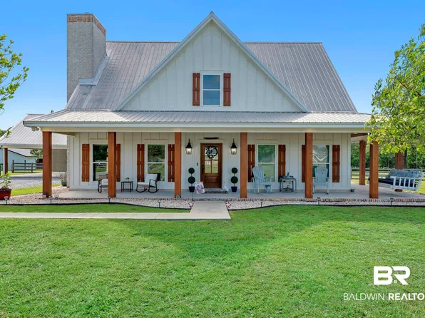 6576 Ranch Rd E, Grand Bay, AL 36541