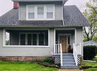 326 Locust St, Carthage, IL 62321