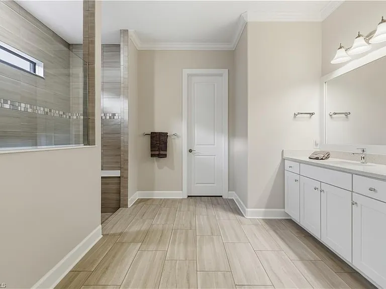 19074 Elston Way — Photo 33