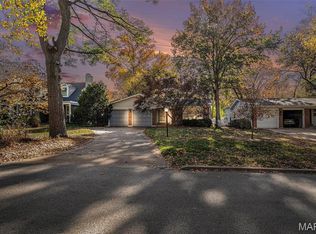 520 Edgar Ct, Saint Louis, MO