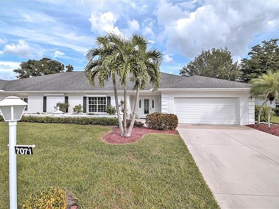 2nd image of 7071 E Brandywine Cir