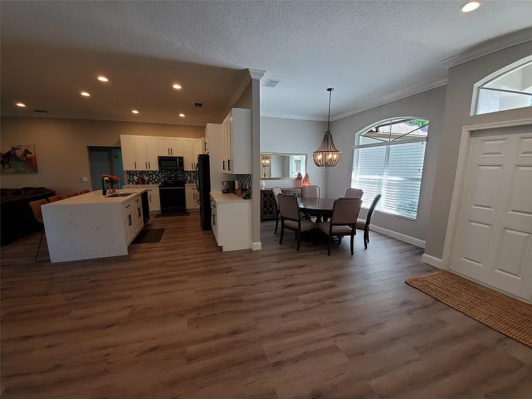 13917 Sheffield Ct — Photo 5