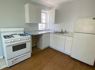 248 S 44th St #3, Philadelphia, PA 19104