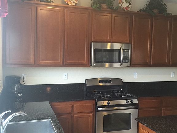 5th image of 3941 Finch Dr