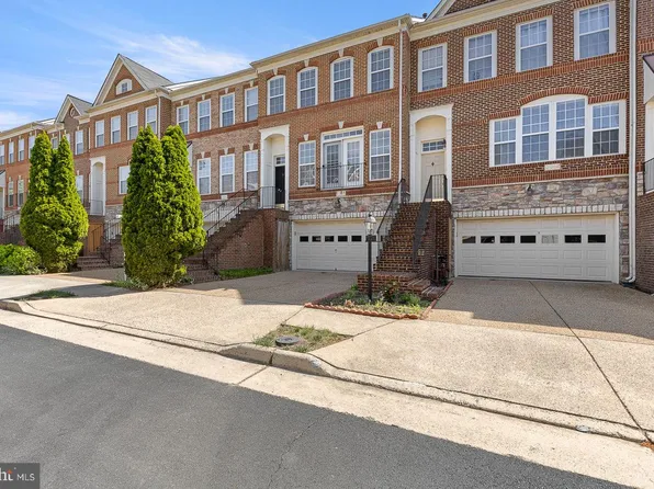 21932 Windy Oaks Sq, Ashburn, VA 20148