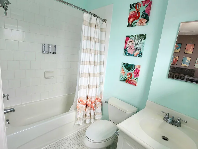 583 NW 35th Pl — Photo 15