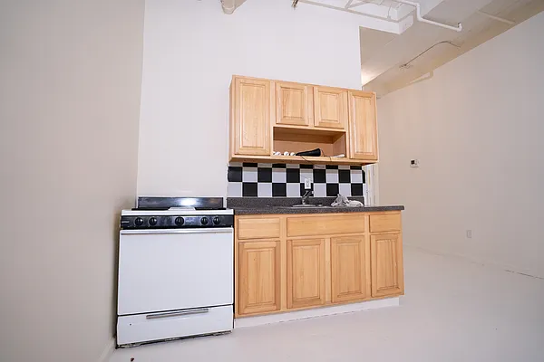Rented by Nooklyn NYC LLC | media 4