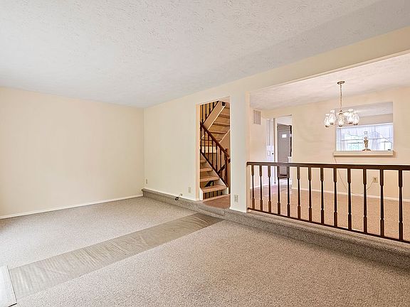 3rd image of 7707 Eagles Head Ct