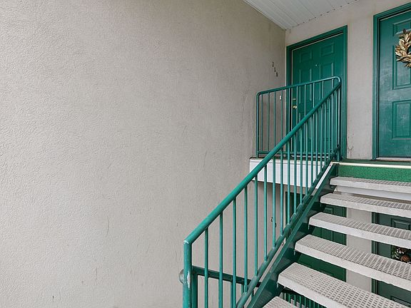 5th image of 250 E New Century Ln #E50