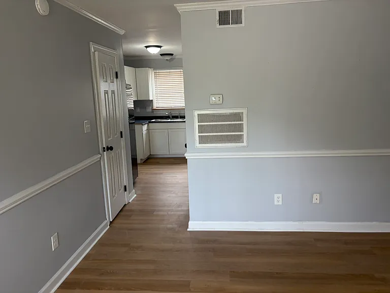 526 E Hargett St — Photo 12