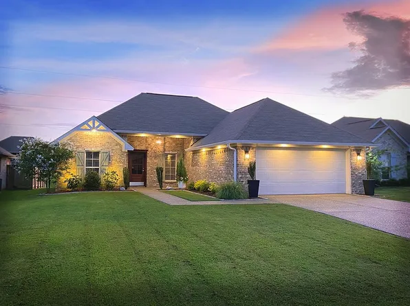 1212 Addison Ln, Brandon, MS 39042