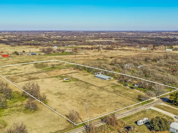 1111 Knob Rd, Springtown, TX 76082