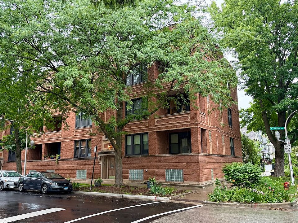 1st image of 3102 W Cullom Ave #3