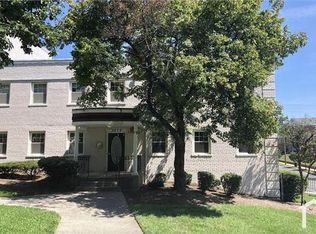 3878 9th St SE APT 102, Washington, DC 20032