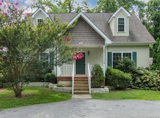 78 Sand Hill Rd, Asheville, NC 28806