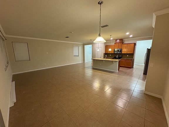 3rd image of 12013 Sumter Dr