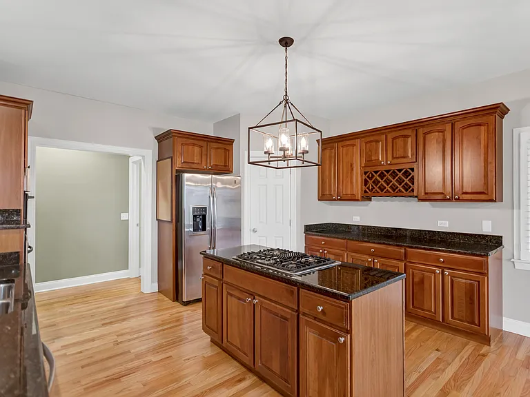 3N812 John Greenleaf Whittier Pl — Photo 29