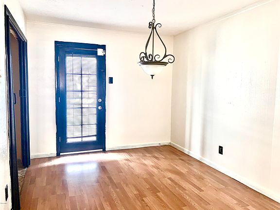 4th image of 5730 W Glenrosa Ave
