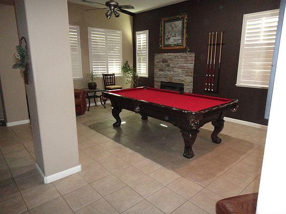5th image of 949 Heartland Dr