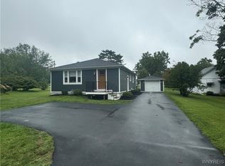4962 Ellicott Rd, Orchard Park, NY 14127