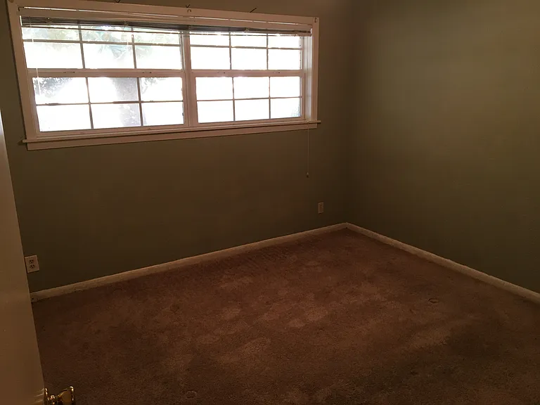 2504 Arcadia Dr — Photo 24