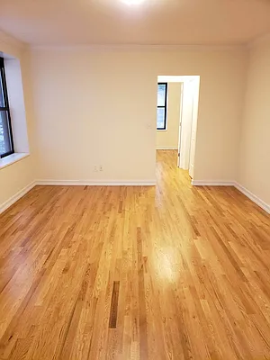 Rented by Roberto Guilbet, LREB | media 4