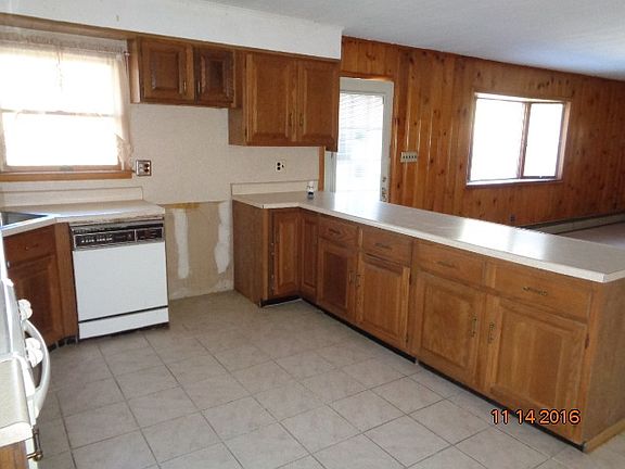 3rd image of 43 Melody Lake Dr
