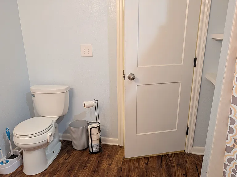 1311 Crestline St — Photo 18