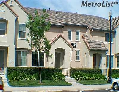 1st image of 1406 Esplanade Cir Unit 1406