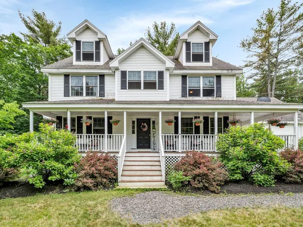 18 Kent Locke Cir, Alton, NH 03809