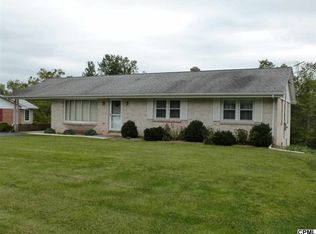 161 Shatto Dr, Carlisle, PA