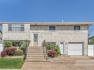 154 Waterford Rd, Island Park, NY 11558