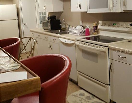 5th image of 15491 Lime Dr