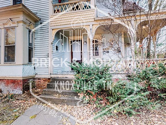 3rd image of 817 Eleanor St #1