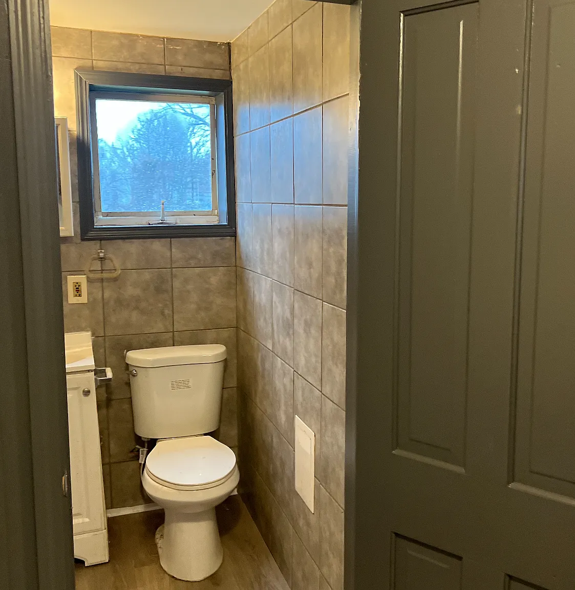 617 Clinton St — Photo 2