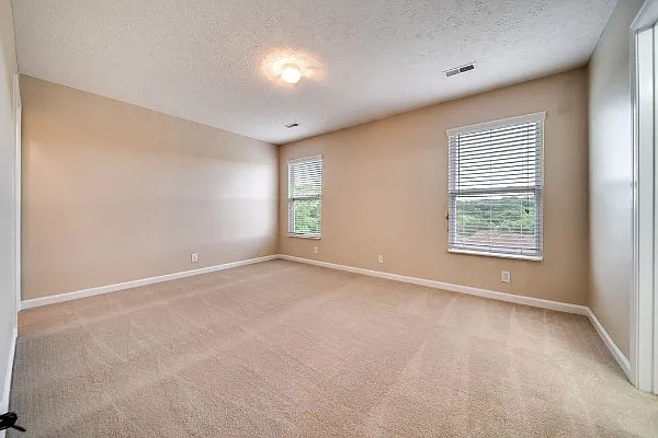 102 Wagon Ct — Photo 29