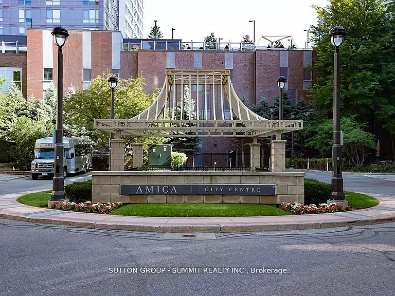 350 Princess Royal Dr #312 — Photo 17