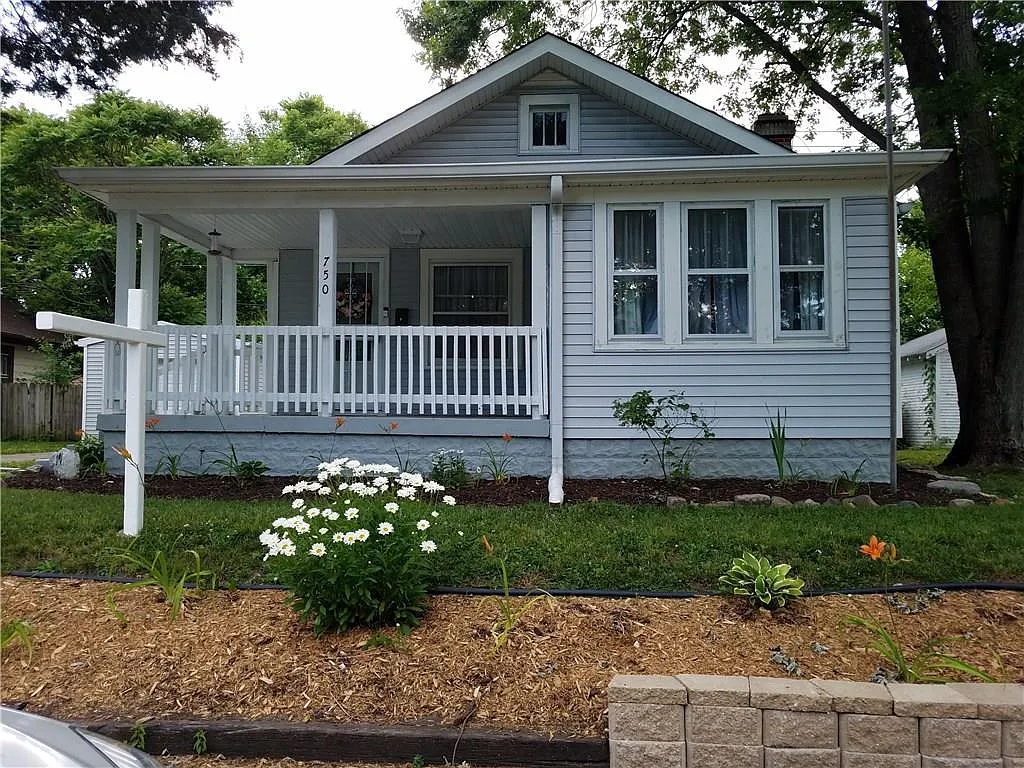 750 Carlyle Pl photo 1