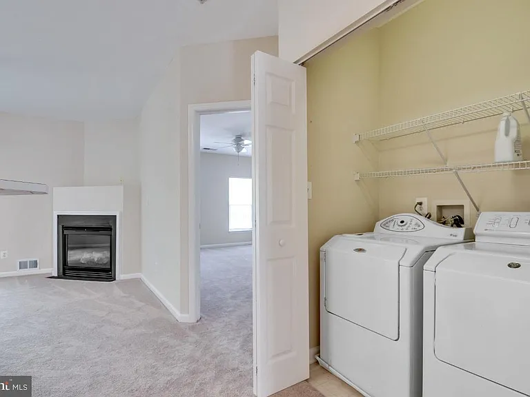 43028 Old Gallivan Ter — Photo 12