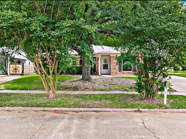 9000 Lone Oak Dr, Shreveport, LA 71118
