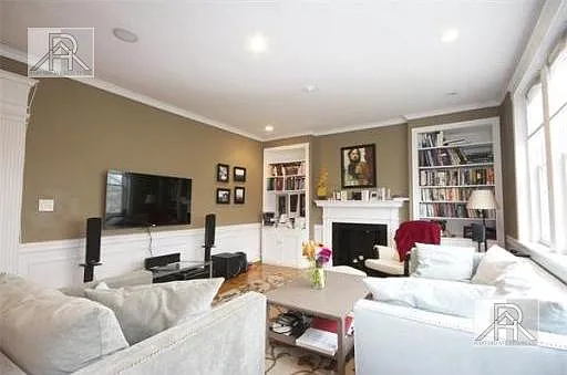 340 Saint Paul St #5 — Photo 10