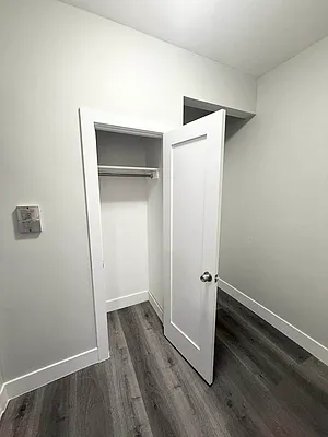 Rented by EastMount Realty LLC | media 11