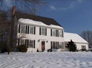 172 Old Farm Rd, North Andover, MA 01845