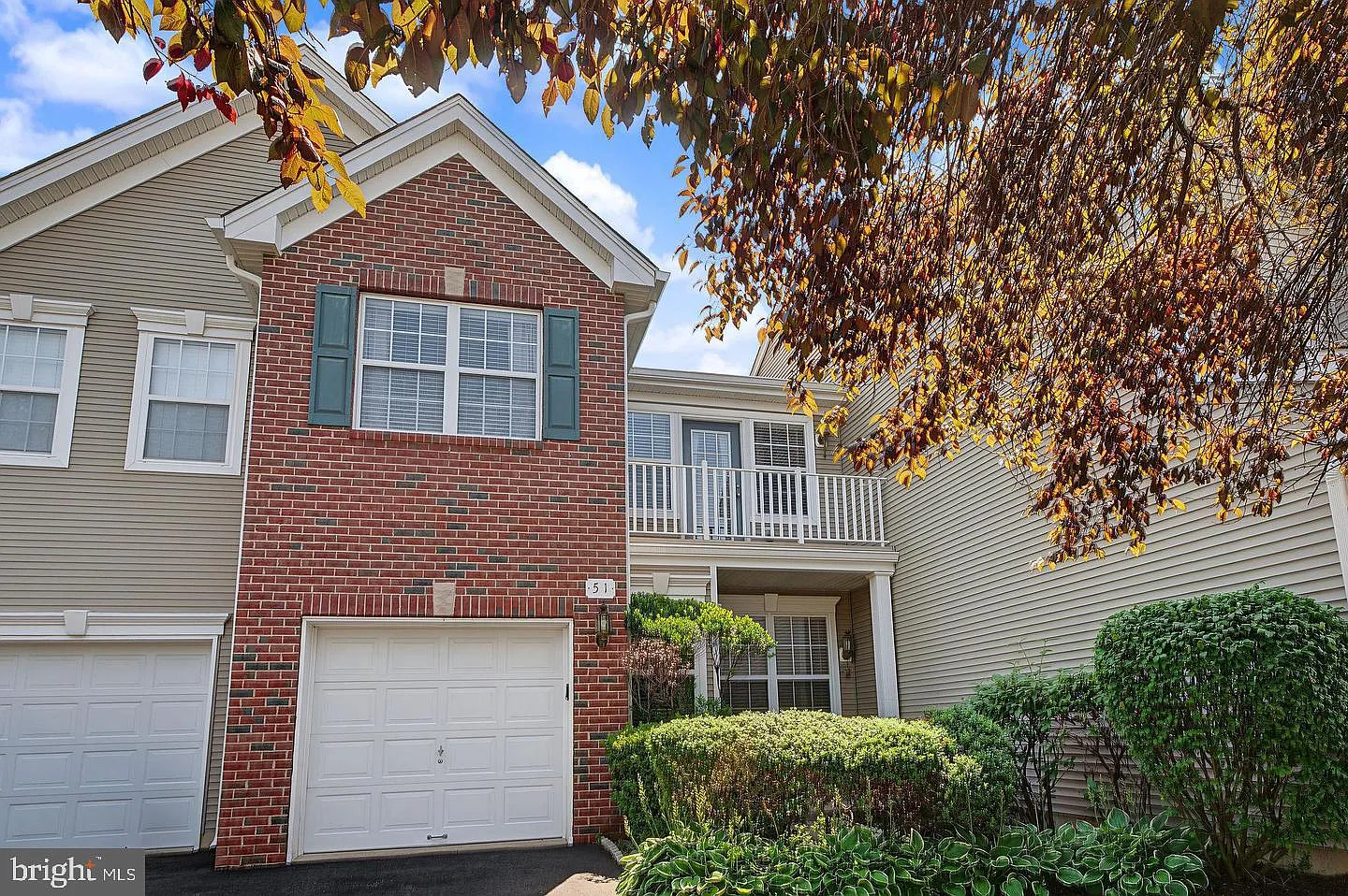 3 bed, 2.5 bath, 2092 sqft, $3,700 — Photo 4