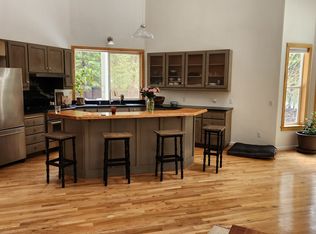 12474 Valley View Rd, Nevada City, CA 95959