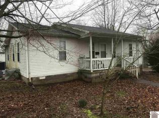 201 Hobbs St, Arlington, KY 42021